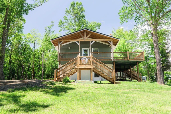 The beautiful "Pop's Cozy Cabin"
Guest access through the lower level.