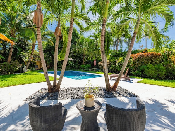 Outdoor pool, a heated pool