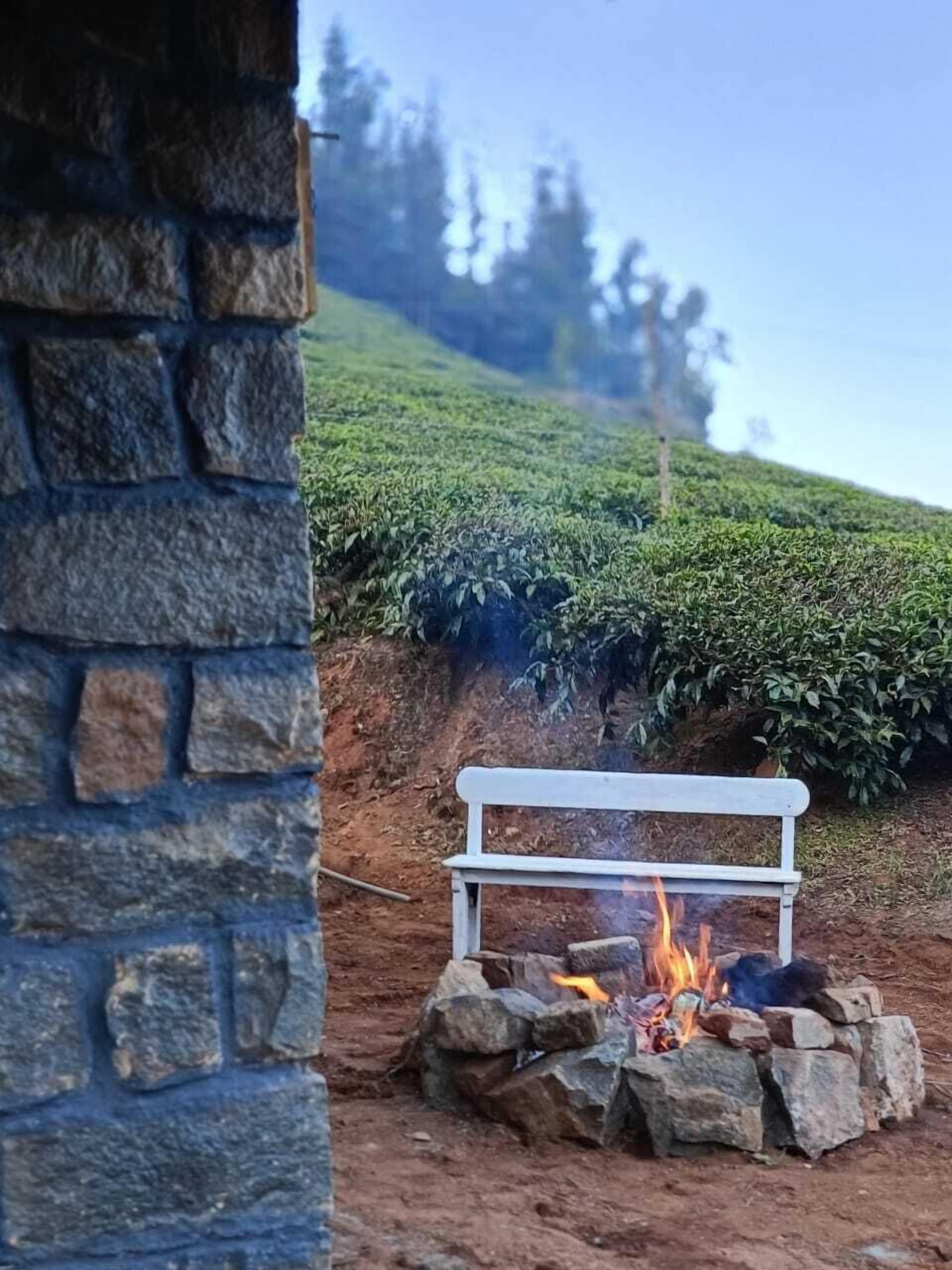 Studio Superior - utsikt mot bergen | Egyptiska bomullslakan, sängtillbehör av högsta kvalitet och sängkläder