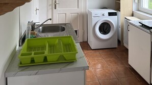 Private kitchen - Hideaway House 01 with Garden and FreeParking (Budapest)
