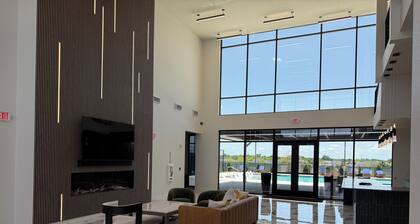 Bentonville Fall Retreat âą Trails, Festivals & Luxury Comfort