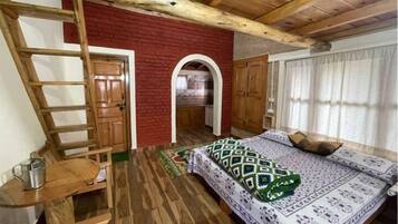 1 多间卧室、WiFi