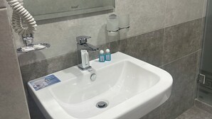 Hair dryer, towels, soap, shampoo - Anor (Samarkand)