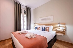 2 bedrooms, iron/ironing board, free WiFi, bed sheets - Sweett | Urgell 203 - Two Bedroom Apartment, Sleeps 4 (Barcelona)