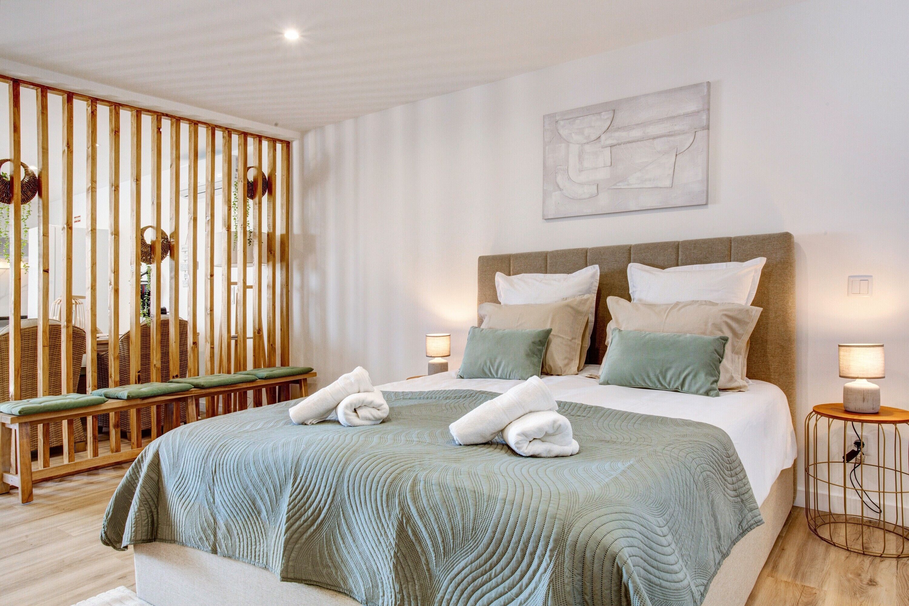 熨斗/熨衣板、免费 WiFi、床单