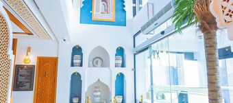Residence hoteliere- Moroccan Floors