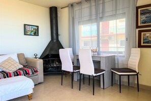 Interior - Apartment in Santa Susanna by the Beach (Santa Susana)
