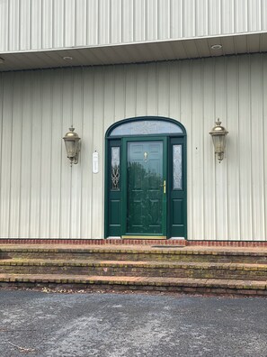 Exterior detail - Luxury living on the farm in town. Bring on the peace and  quiet  get spoiled ! (Danville)