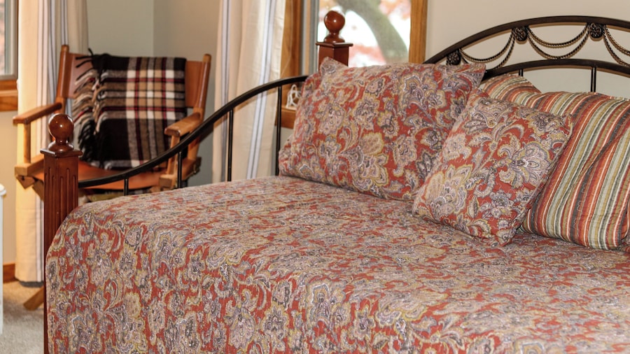 LakePlace Bed & Breakfast