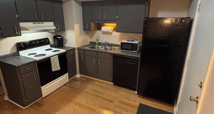 The House of Verde!! Located near USC, Ft. Jackson and Downtown Columbia.