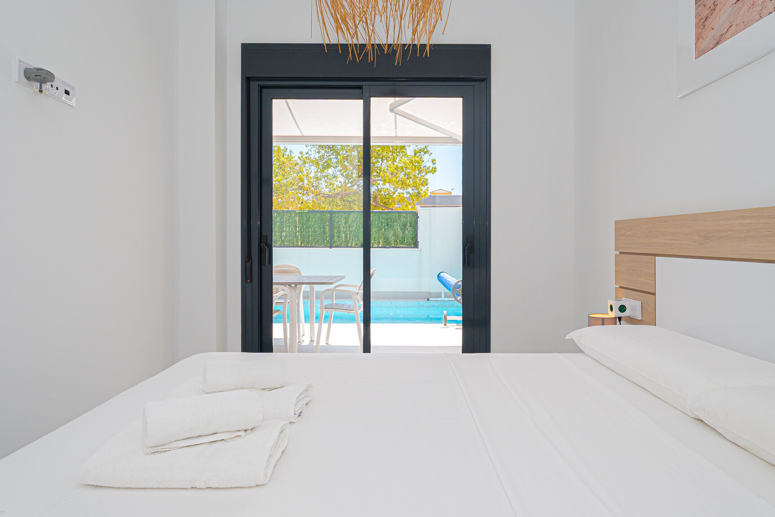 3 bedrooms, free WiFi, bed sheets
