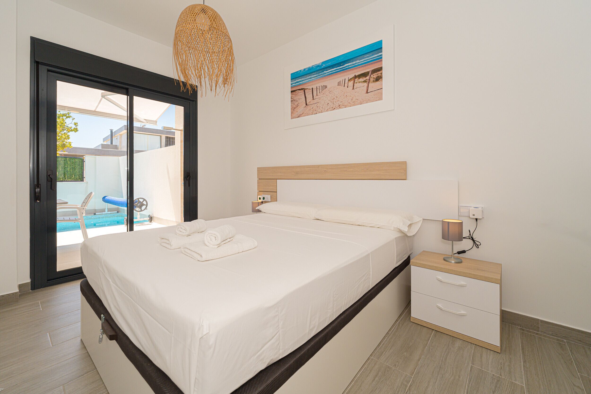 3 chambres, accès au Wi-Fi (inclus), literie fournie