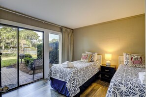 3 chambres, fer et planche à repasser, Wi-Fi gratuit, draps fournis