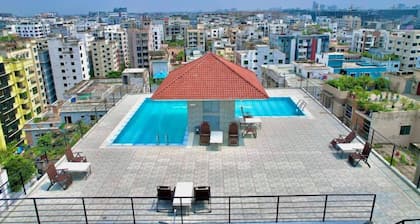 600sqft 5 Elite Stay with Pool and Sauna