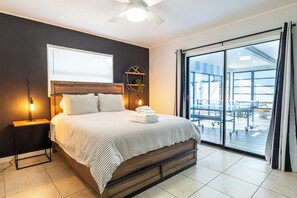 6 bedrooms, desk, iron/ironing board, travel cot - POOL Oasis Lakeview next to Universal/ EPIC/Disney (Orlando)