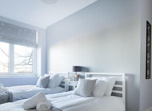 3 soverom, strykejern/-brett, wi-fi (inkludert) og sengetøy