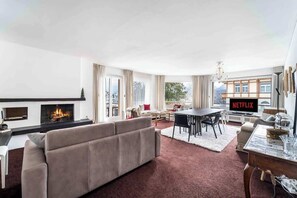 TV, fireplace, offices