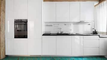 Kühlschrank, Ofen, Herdplatte, Geschirrspüler