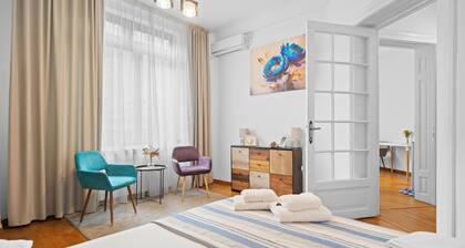 Penthouse Villa In The Heart Of Old Town Bucharest