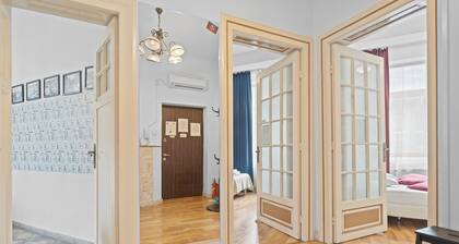 Golden Villa - Bucharest Old Town