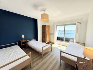 7 chambres, fer et planche à repasser, Wi-Fi