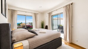 7 Schlafzimmer, Zimmersafe, Bügeleisen/Bügelbrett, kostenloses WLAN