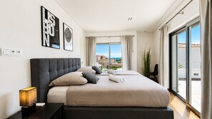 7 Schlafzimmer, Zimmersafe, Bügeleisen/Bügelbrett, kostenloses WLAN