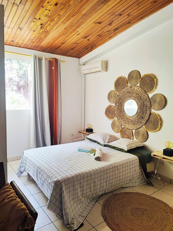 3 dormitorios, tabla de planchar con plancha, wifi y ropa de cama