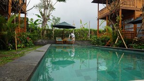 Gambar tidak terklasifikasi, 2 dari 13, tombol