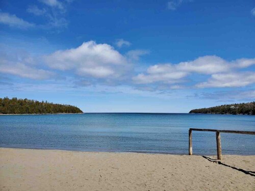 Hay Bay Getaway - Lake Huron Water View