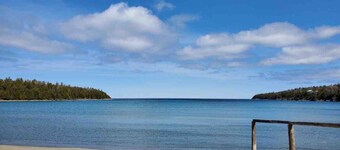 Hay Bay Getaway - Lake Huron Water View