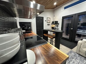 Micro-ondas, fogão, cooktop