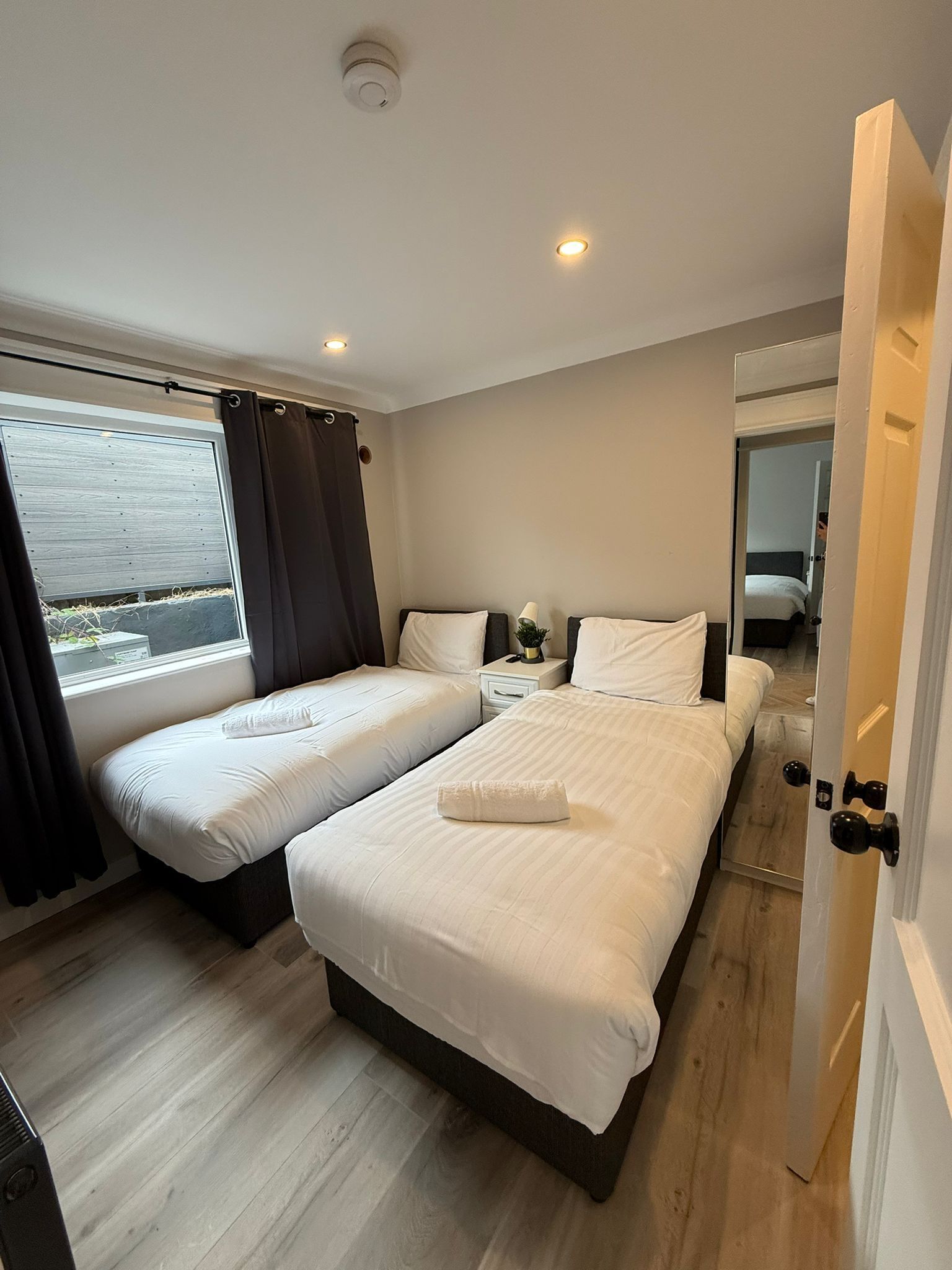 4 Schlafzimmer, Bügeleisen/Bügelbrett, WLAN, Bettwäsche