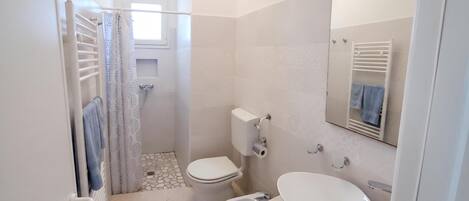 Baño con ducha