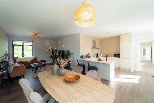 Riverside Dingle - Luxury Apt 2