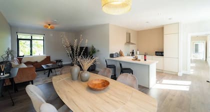 Riverside Dingle - Luxury Apt 2