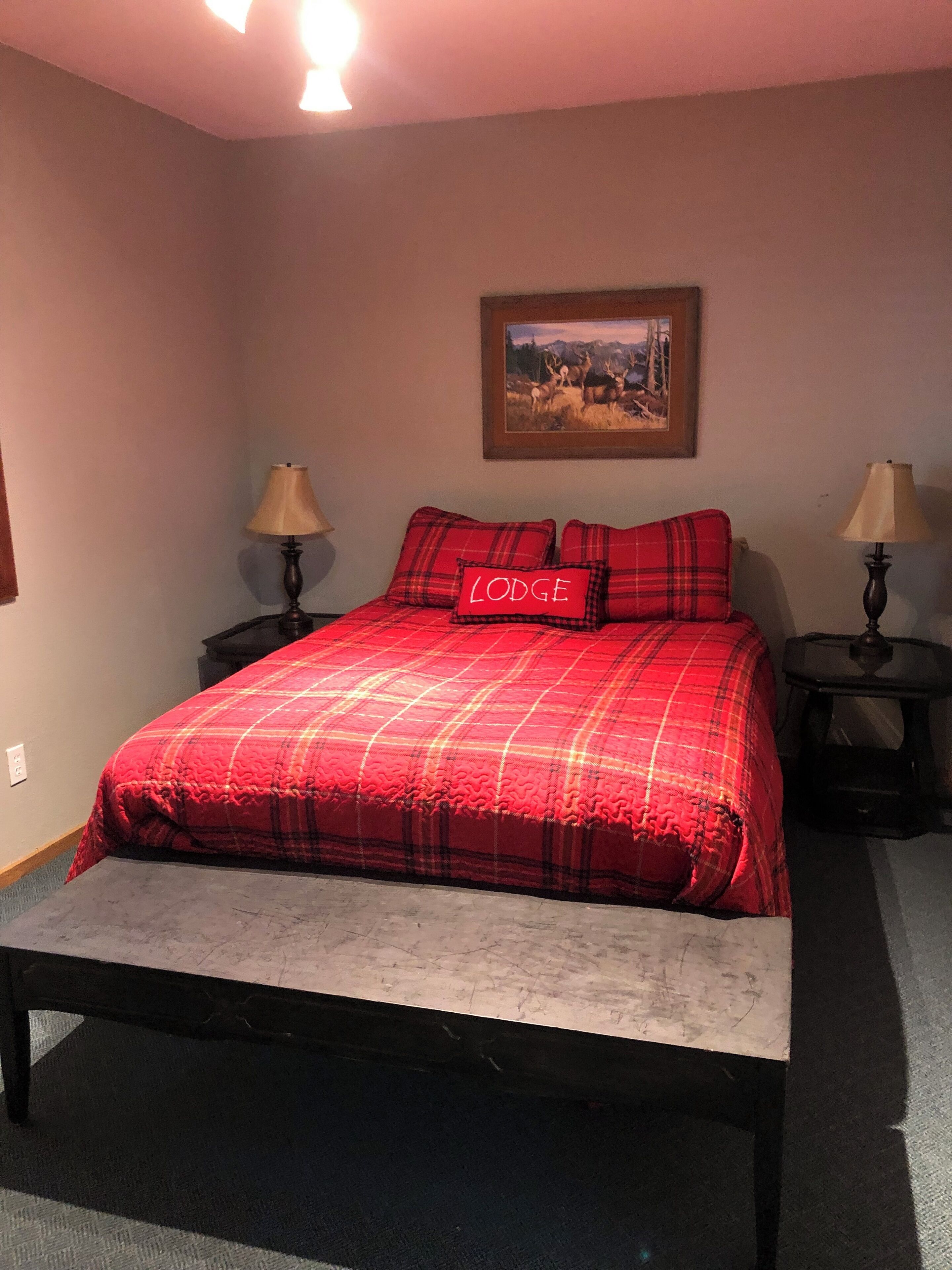 5 bedrooms, free WiFi, bed sheets
