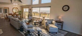 Shelter Cove Ocean View Retreat