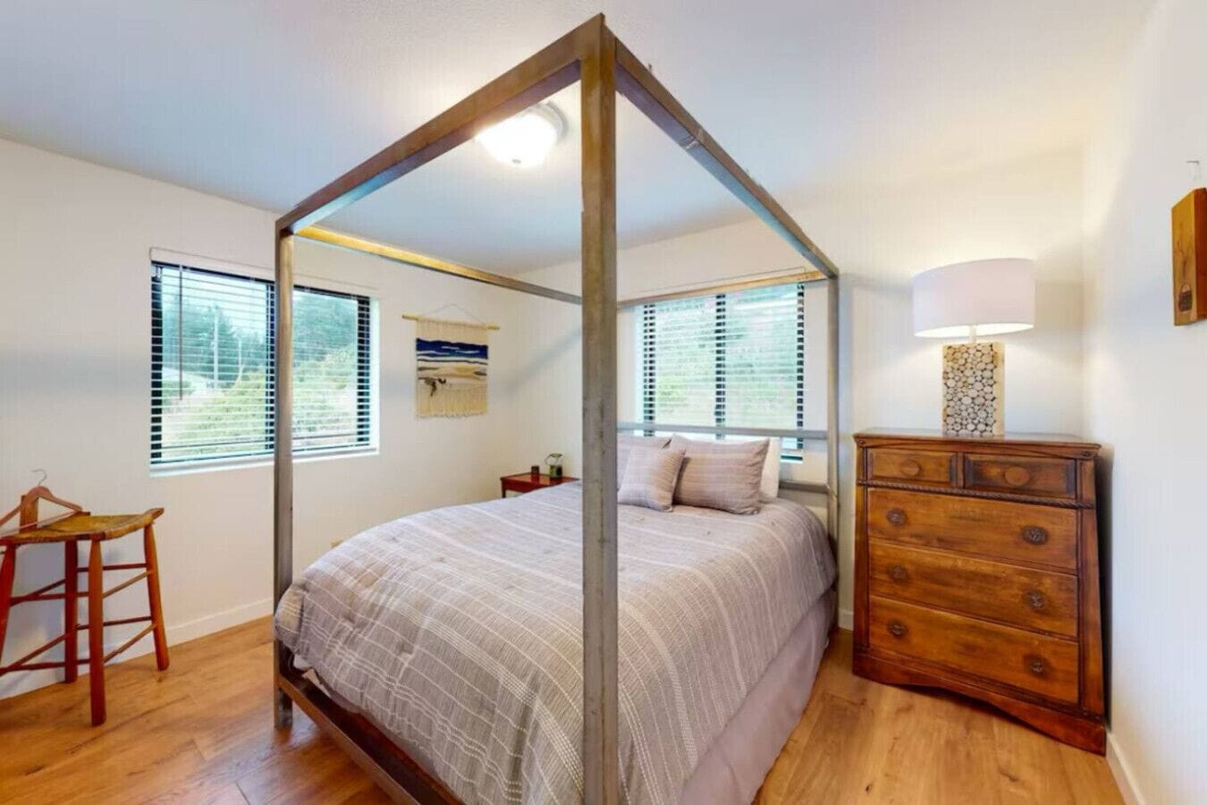 2 多间卧室、办公桌、熨斗/熨衣板、免费 WiFi