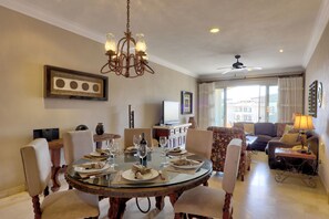 Dining - 5 Star, Ocean View Villa, Spectacular View of Lands End (Cabo San Lucas)