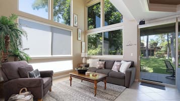 Smart TV y impresora