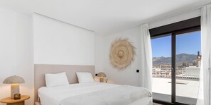 3 bedrooms, in-room safe, iron/ironing board, free WiFi