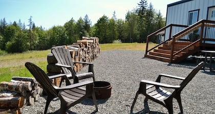 Charming 1-bedroom Tiny house in Port Angeles