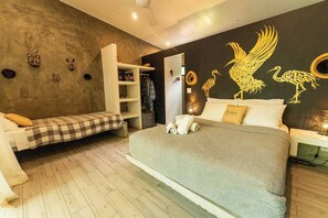 WiFi, bed sheets - Saboga Lodge Deluxe Suite in Paradise (Saboga)