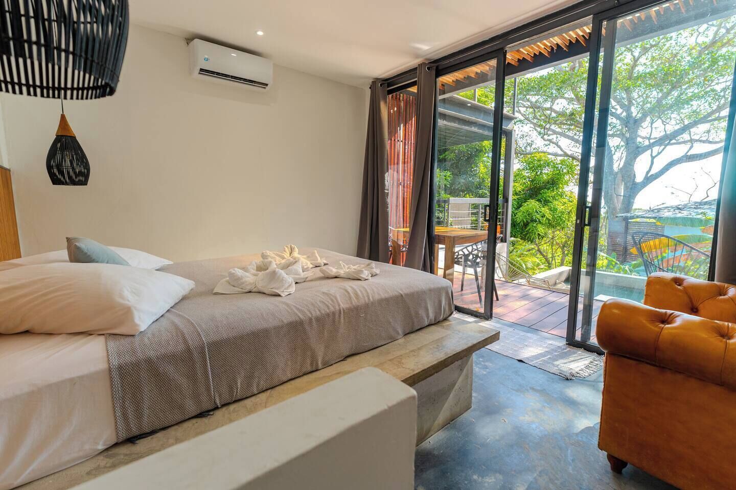 1 多间卧室、WiFi、床单