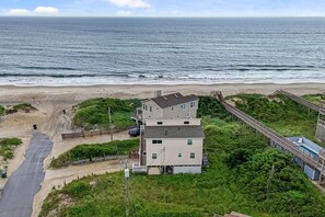 Nær stranden