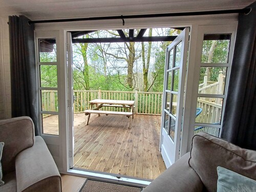 The Retreat -  a holiday lodge that sleeps 4 guests  in 2 bedrooms