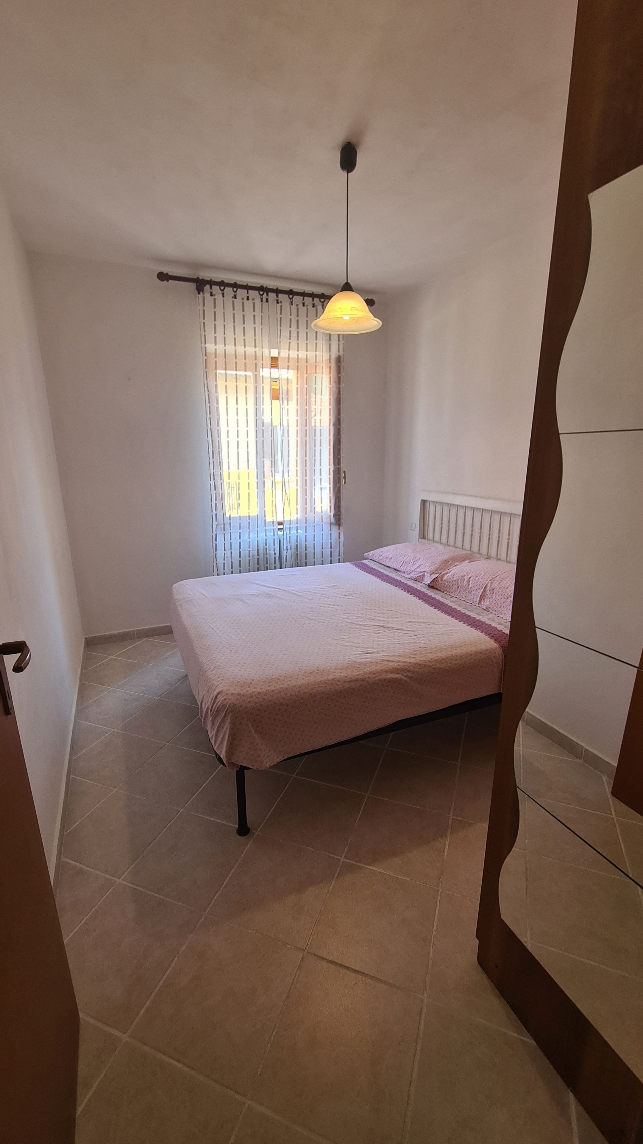 2 bedrooms, bed sheets