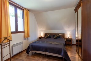 3 camere, ferro/asse da stiro, Wi-Fi gratuito, lenzuola