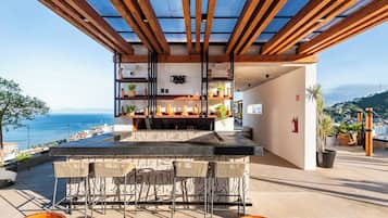 Bar (in der Unterkunft)